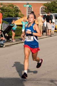 Brooklyn Edwards of Carmel, Indiana won the race among females in 2017. She ran the course in 19:46.(Bill Luton Photo)