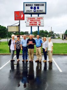 Middle Tennessee Natural Gas received the 2017 Chamber’s “People’s Choice” award