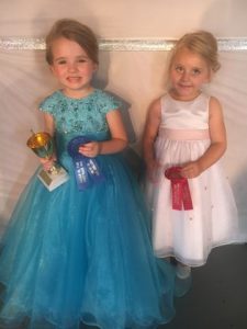 Girls (37 to 47 months) Winner:Jacqlin Ila Rose Prichard (left), 45 month old daughter of Mark and Amanda Prichard of Smithville. Runner-up: Anniston Davidson, 42 month old daughter of Robert Davidson and Trista Atnip of Smithville