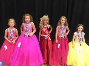 Jamboree Pageant: Ages 4-6. 3rd runner-up Lydia Brooke Wright, 2nd Brylee Key, Queen Destiny Keys, 1st Dani Michelle Young, and 4th runner-up Shaniya Bates