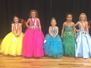 BPW Fall Fest Autumn Miss: Shaniya Bates (Most Photogenic), Brylee Michelle Key (1st Runner-up, People’s Choice and Prettiest Smile), Clara Ruth Cox (Queen and Prettiest Hair), Arraya Jenae Taylor (3rd Runner-up and Prettiest Eyes), and Lyra Dell McMinn (2nd Runner-Up and Prettiest Dress)