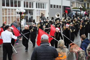 Alexandria Christmas Parade: DCHS band performs