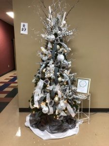 2018 DeKalb Festival of Trees: Prettiest Tree: Creations By Donna Flowers and Gifts