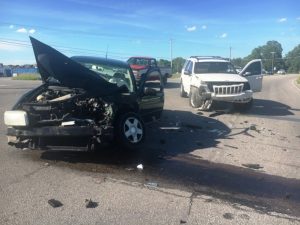 Smithville Police are investigating a head-on crash near the intersection on North Congress and Allen Ferry Road Monday involving a man, woman, and a child.