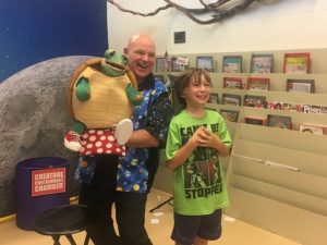 Puppeteer and Magician Barry Mitchell Entertains Kids at Justin Potter Library