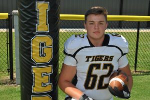 Tiger Senior Captain Isaac Cross (OL-DL)