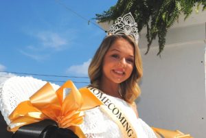 2019 DCHS Homecoming Day Parade featuring Queen Malia Nichole Stanley