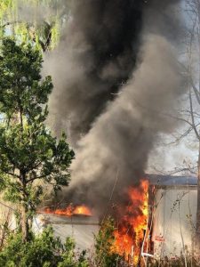 Len’s Auto Sales Office and Shop Complex Destroyed by Fire (Photo by Carsyn Beshearse)