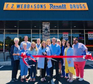 The Smithville-DeKalb County Chamber of Commerce had a Ribbon Cutting for new member, Advanced Urgent Care, located inside Webb’s Pharmacy, 608 South Congress Blvd., Smithville. Pictured l-r: Front Row – Susan Young, Callie Hall, Laura Hall, Dr. Cetin Hekimoglu, Brenda Tramel. Back Row – Chamber Director Suzanne Williams, Justin Hooper, Alan Webb, Sarah Hughes, Chamber President Lisa Cripps, Loren McCorkle, Chamber Board Member Josh Issac