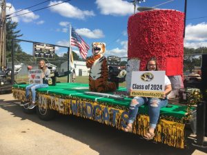 Second place went to the Freshman Class float with the theme “Tigers Can the Wildcats”