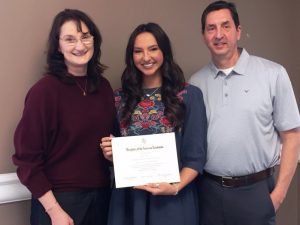 Leah Brooke Davis Chosen DAR Good Citizen at DCHS for 2021. Glenda and Kerry Davis are pictured with their daughter, Leah.