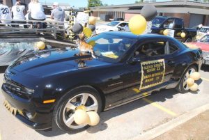 In the best dressed vehicle category, Honorable Mention went to Alexus Turner and Haven Batancourt in a black Camaro.