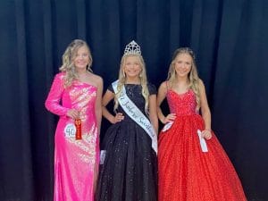 Miss Jamboree Winners in the 11-13 age division: In the 11-13 year old age division 11 year old Ella Grace Kirksey (center) was the winner. She is the daughter of Graden and Sabrina Kirksey of Smithville. 12 year old Brileigh Nicole Bullard (left), daughter of Nikki and Jimmy Martin and Riley and Kayla Bullard of Smithville took second place. McKenzie Moss (right) received third place. She is the daughter of Jerry and Jennifer Taylor of Smithville.