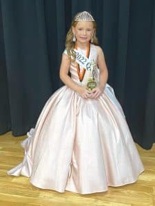 Ansley Grace Snow, 6 year old daughter of Ashleigh Snow and Andy and Laura Snow of Smithville is the Fall Fest Queen for ages 4-6. She was also awarded Saturday for prettiest attire.