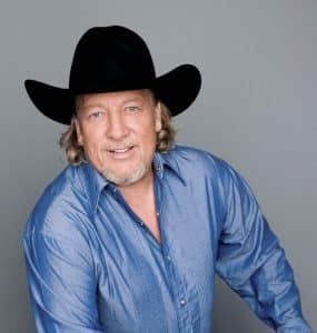 Country music legend John Anderson to be honored this month in Smithville, TN. On Saturday, November 19th at 10:00am Smithville City, Chamber of Commerce, and DeKalb County officials will hold a dedication of the previously named Walnut Alley. The new name of this historic walkway in downtown Smithville will be ‘John Anderson Alley.’