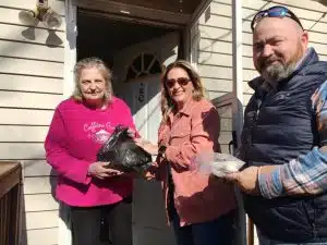 Circuit Court Clerk Susan Martin and husband Shane delivered DESA Thanksgiving Meal Thursday morning to Debbie Suarez