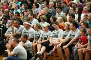 Harlem Wizards opponents and fans at previous Smithville event