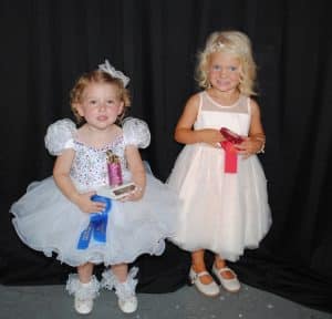 DeKalb Fair Toddler Show -Girls (31 to 36 months) Winner: Elsie Pearl Paschal (pictured left), 33 month old daughter of Justin and Makagan Paschal of Alexandria; Runner-up: Everleigh Hope Wright (pictured right), 34 month old daughter of Nick and Mikayla Wright of Smithville