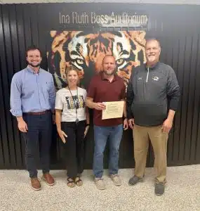 DeKalb County High School has named its “Teacher of the Month” for August. Jon Jones, a three year Spanish teacher at DCHS, was awarded Thursday by Principal Bruce Curtis and Assistant Principals Jenny Norris, and Seth Willoughby. The “Teacher of the Month” is voted on by the administration.