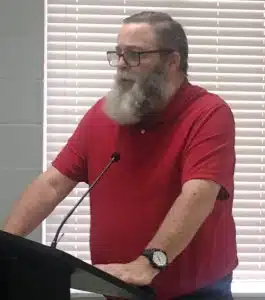 Bruce Malone, a resident of Dearman Street addressed the Smithville Mayor and Aldermen Monday night asking them to reject a proposal to amend the city beer ordinance eliminating the 400 distance requirement from businesses wishing to qualify for a city beer permit and churches and schools in the downtown business district. The aldermen rejected passage of the proposed amendment 3-2.