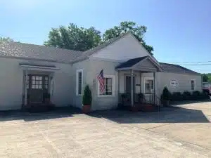 During Tuesday night’s regular monthly meeting, Alexandria Police Chief Kenneth (K.D.) Smith asked the mayor and aldermen to enter into a lease agreement with the owners of the doctor’s building across the street from city hall to relocate the police department there